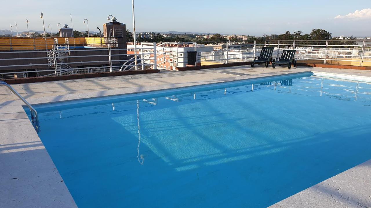 Apart Lisbon Pool Metro Garage Apartment *
