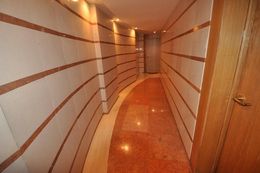 Apart Lisbon Pool Metro Garage Apartment *